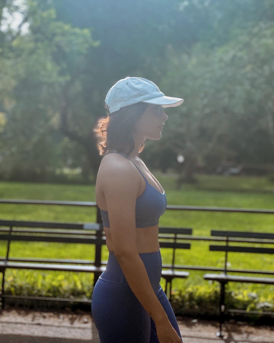 bollywoodn4's tweet photo. Samantha In New York #SamanthaRuthPrabhu #Samantha https://t.co/h5aDbmkdAn