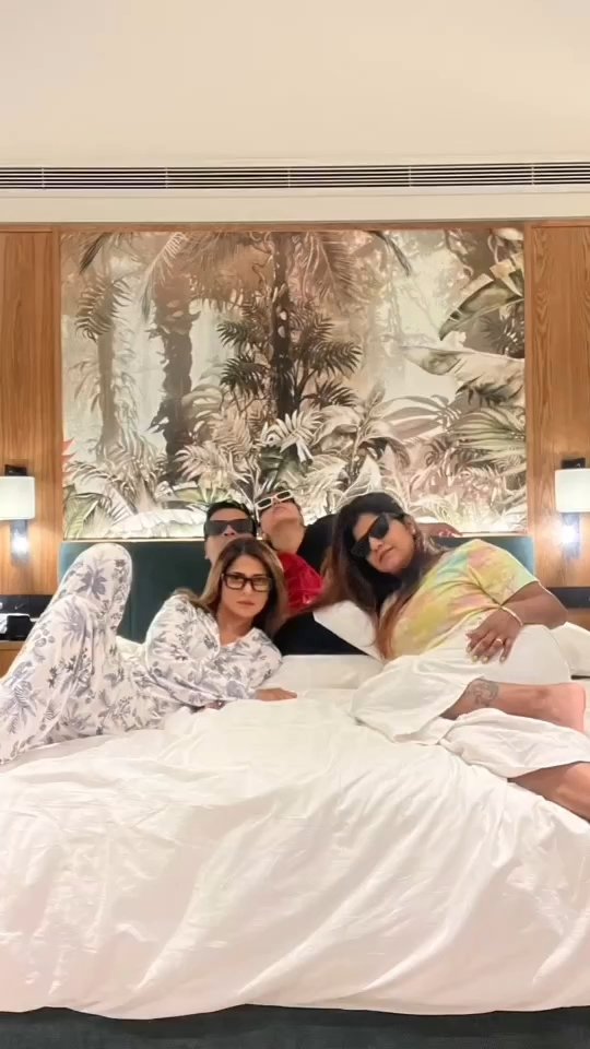 Jenniferfan__1's tweet photo. #jenniferwinget #jenniferwinget1 #maldives #maldivestrip #amariraayamaldives #jenniferwingetfans #majormonikamehra #beautiful #beyhadh #bepannah #wingitwithwinget #codem2 #codem #beyhadh2 https://t.co/9Gvt5t0b0p