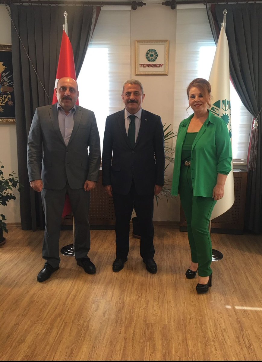 <a href="/ilteryesilay/">ilter yeşilay</a> İLESAM Genel Başkanımız Sn. AMehmet Nuri Parmaksız  ile beraber yeni görevine başlaması sebebiyle TÜRKSOY Genel Sekreter Yardımcısı Sayın Sayit Yusuf beyefendiye hayırlı olsun ziyaretinde bulunduk.