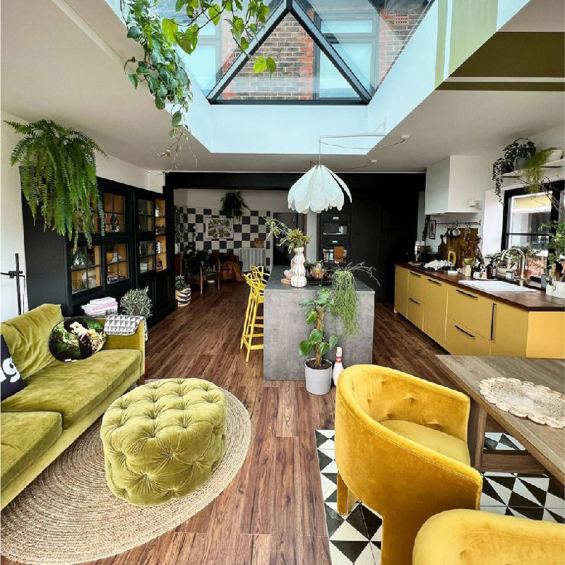 ExchangeNG1's tweet photo. #SofaDotCom Interior Design Trends 2023: The sculptural ’70s - Read more here: https://t.co/vYzPvtI6sl
#sofas #sofasolutions #designtrends #interiordesign #homefurnishings #homedecor #homeinspo #itsinnottingham #theexchangenottingham https://t.co/oG6KaHwIX5