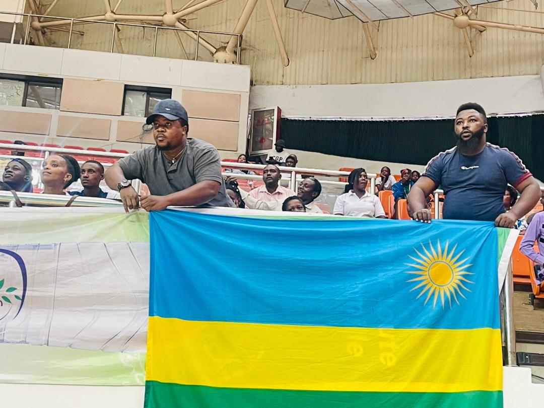 Rwanda_Sports's tweet photo. ๐๐ท๐ผ Incredible Triumph for Rwanda in African Championship Women's Volleyball! The Ladies clinched victory against Algeria in an exhilarating match,winning 3 sets to 2. ๐๐
Securing their spot in the semi-finals is a testament to their hard work and determination.
Go Rwanda ๐ https://t.co/Aw4nUObPqu