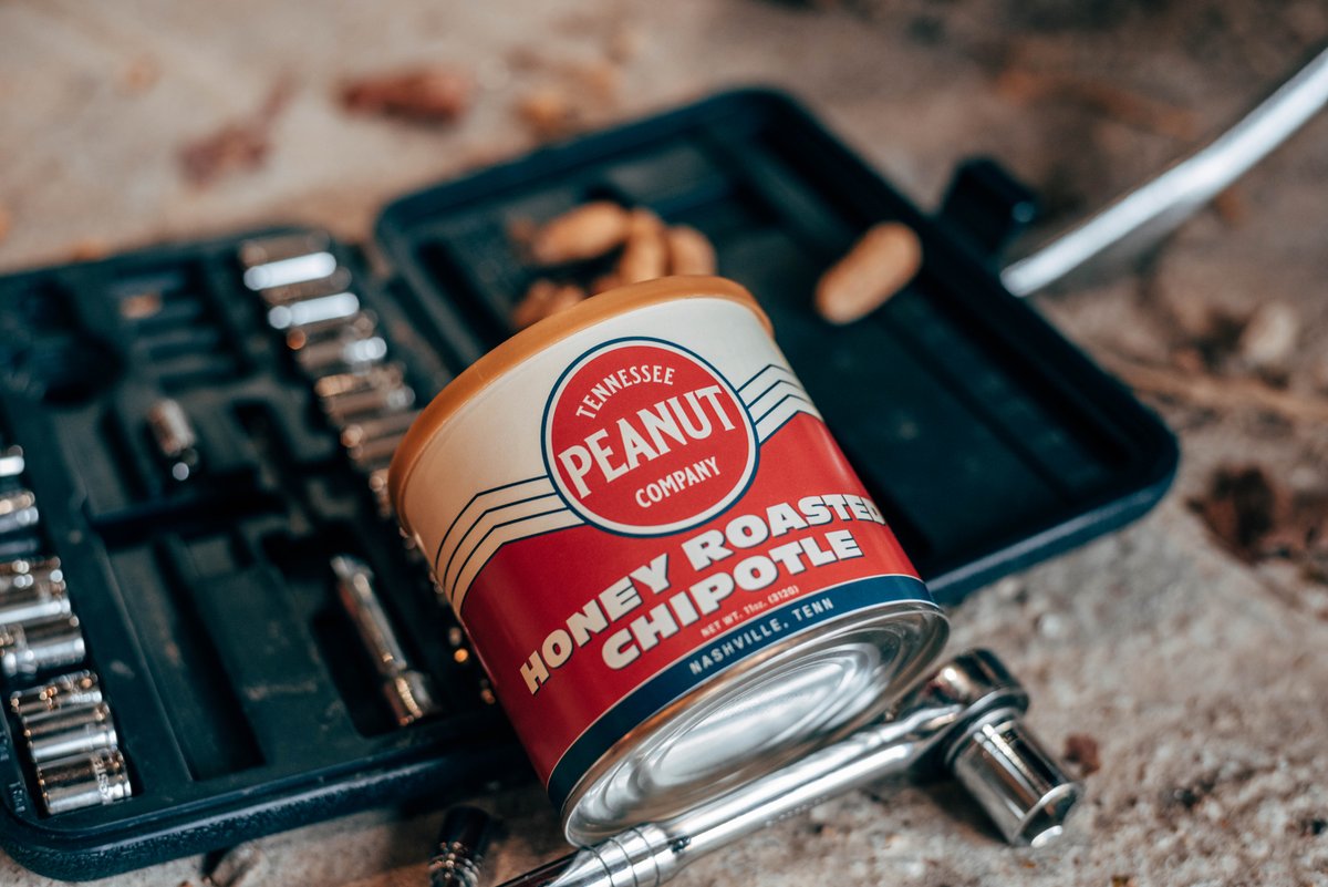 Enjoy our peanuts anywhere!! Our packaging makes enjoying these peanuts easy to do from anywhere. Grab a can on your way to the garage and enjoy! 😁🥜

 #packaging #enjoy #nutty #TennesseePeanutCo #southern #inshellpeanuts #peanuts #roastedpeanuts