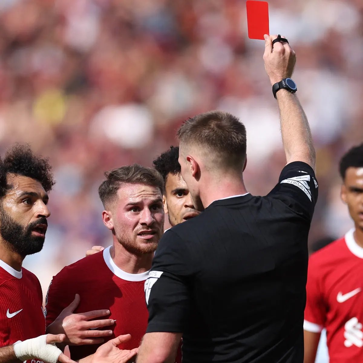 TheRedmenTV's tweet photo. 🔄 red card overturned!

Available 🆚 Newcastle https://t.co/YKmDklV93R