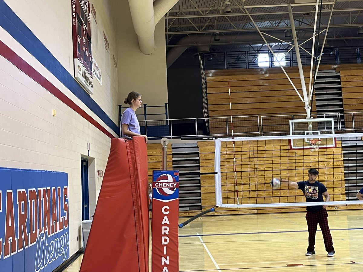 CheneyCardinals's tweet image. Students in Coach Wehrman’s officiating class getting some practice in today! Can’t wait to see them help out around the school and community. @KSHSAA  @RefReps