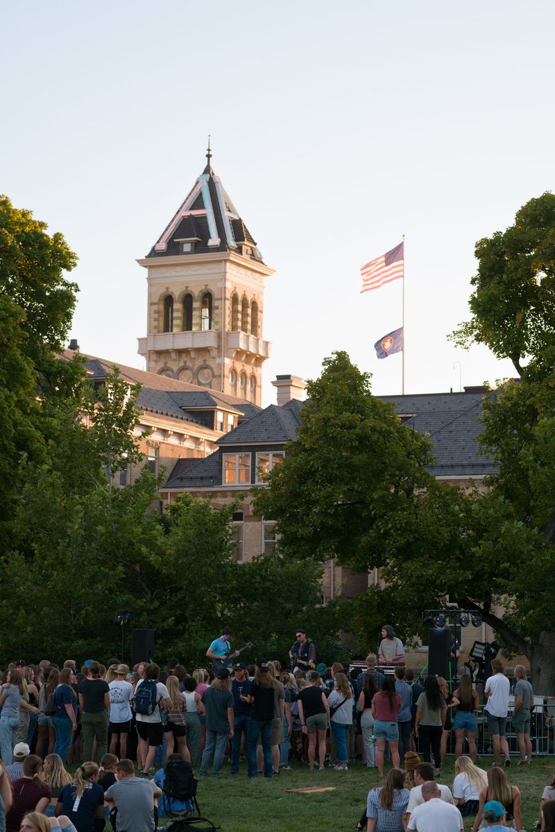 USUSAevents's tweet image. WELCOME BACK AGGIES!!! 

We are so excited to have you all back on campus! Weeks of Welcome is less than a week away and we CAN’T WAIT! 🎡🍪🎟️🎪

Swipe to see our full schedule!!!