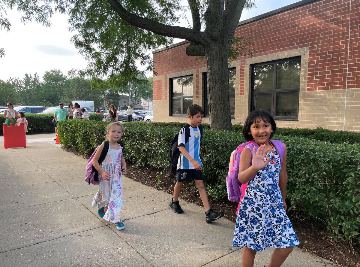 AptakisicTripp's tweet photo. First half day of school ✅ It was so fun welcoming students back today! We can't wait to see all students (K-8) for their first full day tomorrow! #d102brightfuture https://t.co/bbNTwfEjre