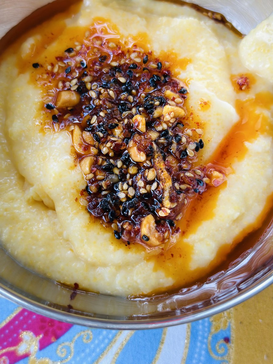 ricis_angel's tweet photo. I made Coconut milk grits with chilli crisp oil https://t.co/aVnVchorgt