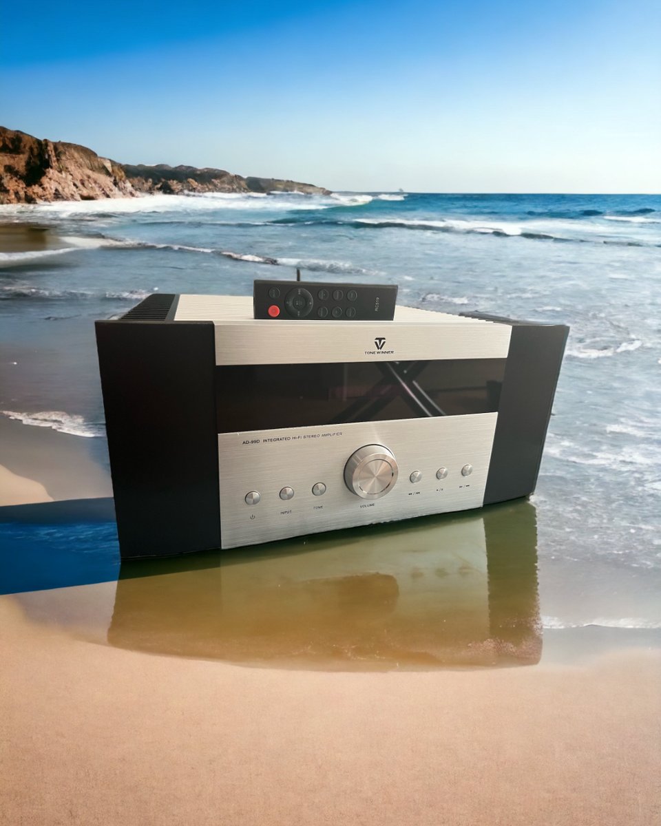 El amplificador integrado AD99D tiene todo lo necesario para conducir con calidad y potencia casi cualquier caja acústica. 

Descúbralo aquí:
pickupsound.es/alta-fidelidad…

#altafidelidad #tiendasonido #hifi #pickupsound #lovemusic #highend #altagama #amplifier #tonewinner #lovemusic