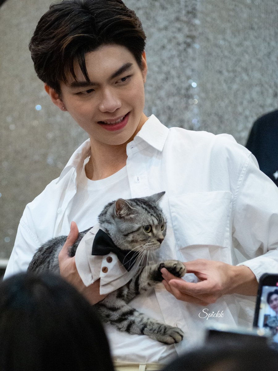 perfexx563's tweet photo. พิ่จิกับปะป๊า
◟✦
#wwintm
#3LwithWWINTM https://t.co/clXBkv1ysh