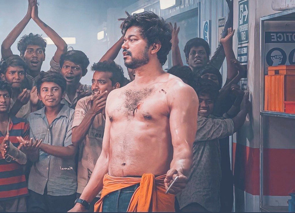 Who's Most Fittest Actor ?

          🔁#Ajith                         ❤️#Vijay