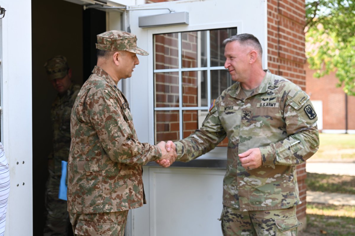 199th Infantry "Leader Brigade" tweet media