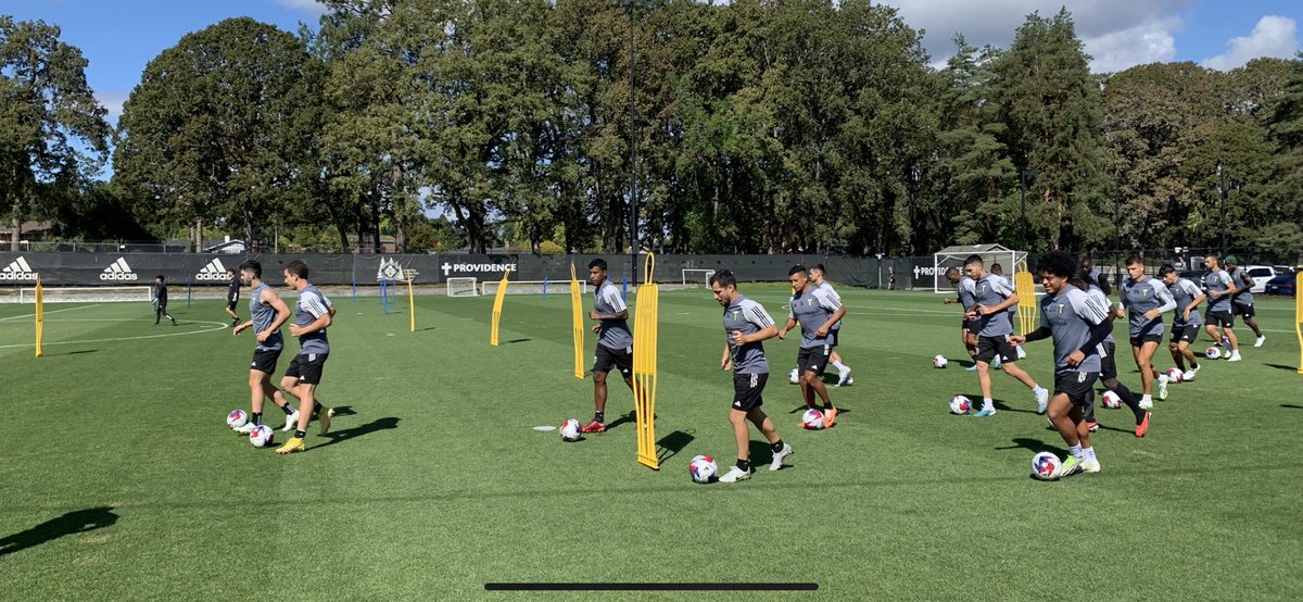 joe becker tweet media