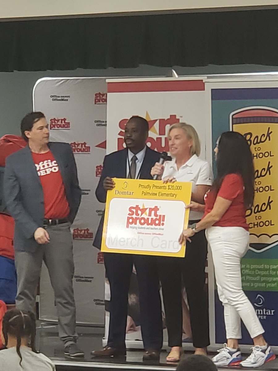 BCPSSantana's tweet photo. ❤ felt appreciation to @officedepot & @BrowardEdFound for supporting Palmview Elementary students & staff with the Start Proud initiative✔Phenomenal Principal✔Inspiring message from our Superintendent✔Today was a reminder of our "WHY" @SuptlicataP @DrFlem71 @BCPSNorthRegion https://t.co/y8uXhRo2v5
