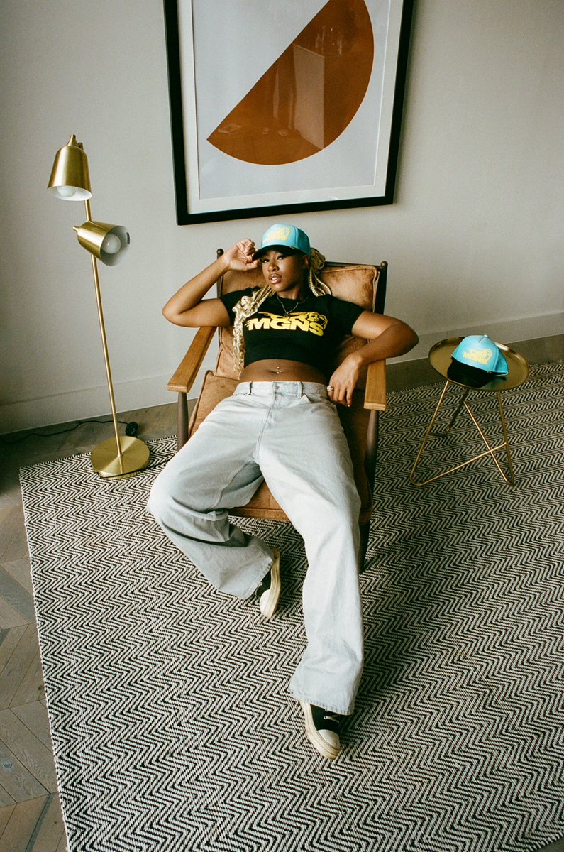 CreerMagnus's tweet photo. ORACLE BABY TEES NOW LIVE

LIMITED RELEASE

https://t.co/fCiU9Rs5i6 https://t.co/ooDLCs1A3M