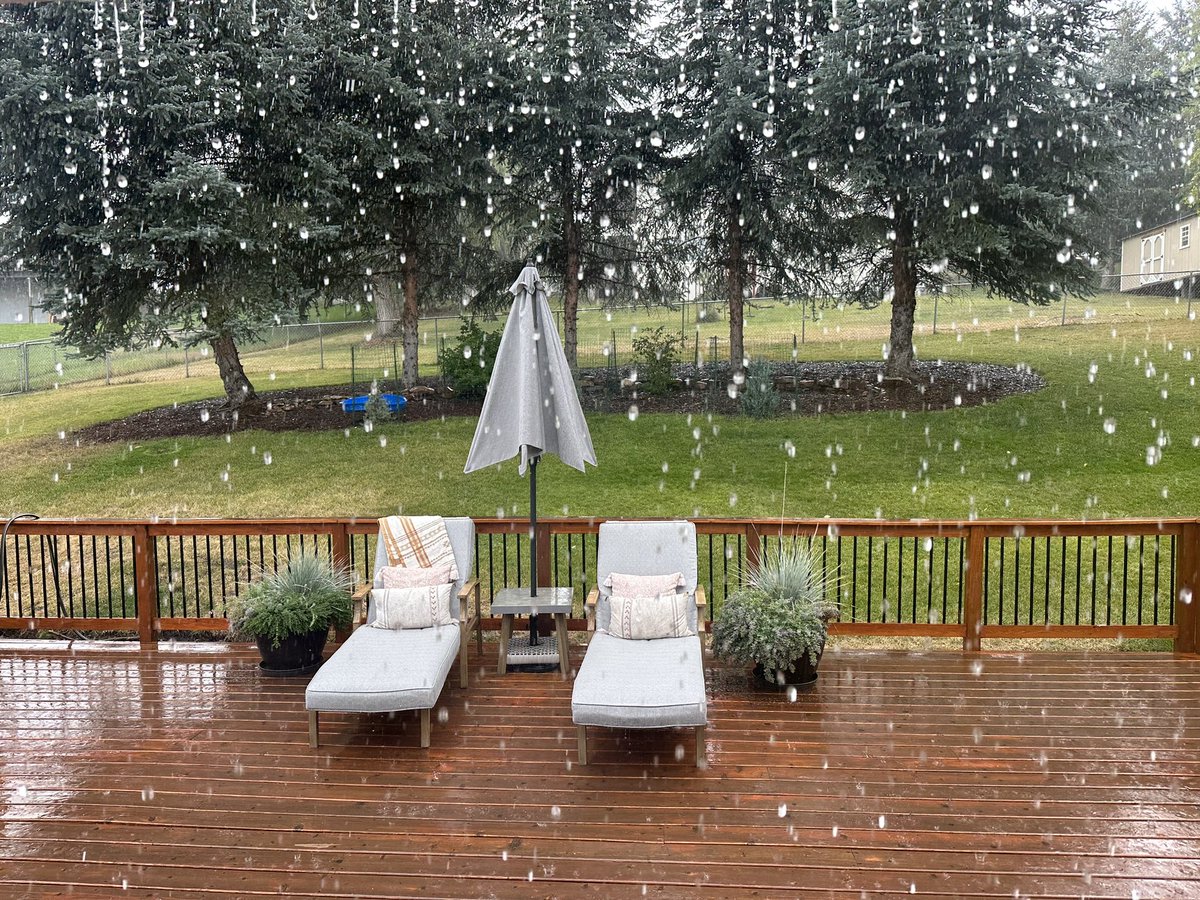 The remnants of #HuricaneHilary are now in Montana ⛈️