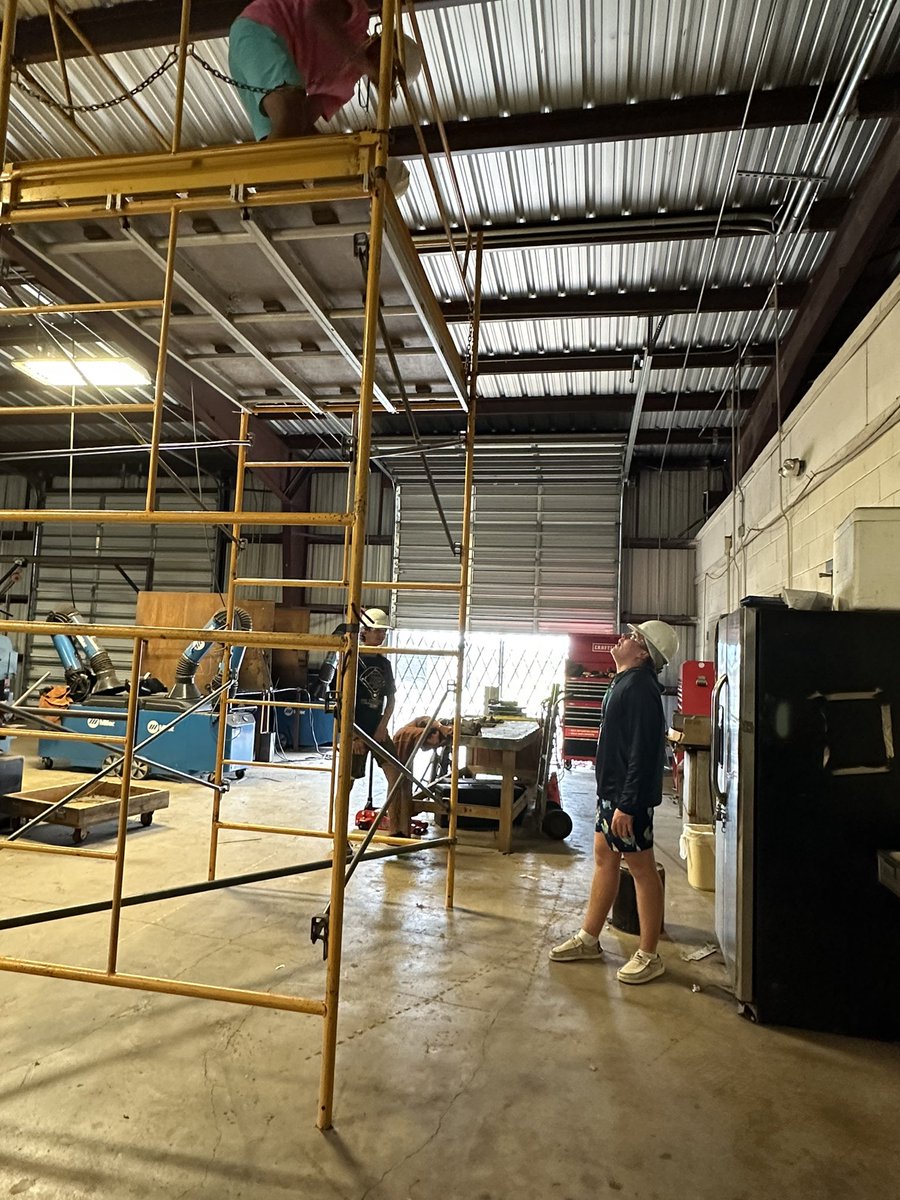AshleighBible's tweet photo. So many amazing things happening @R_FHSPirates! I thoroughly enjoyed my day checking out Maritime, welding and Culinary. 💚 https://t.co/HJzIJo8oZ4