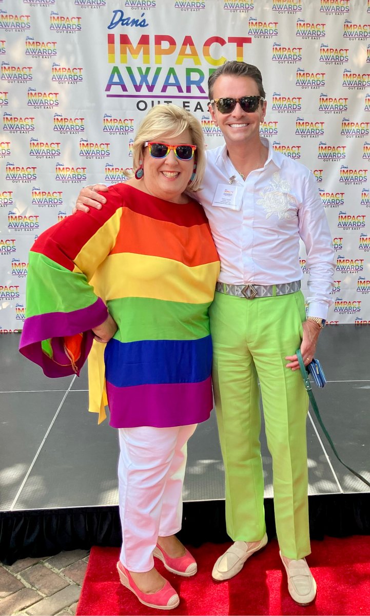 Award winning landscape designer Frederico Azevedo received the 2023 Out East Impact Award from New York State Assemblywoman Rebecca Seawright. 

#Danspapers #Schnepsmedia #RebeccaSeawright #outeastimpactaward #unlimitedearthcare #justfredericoazevedo