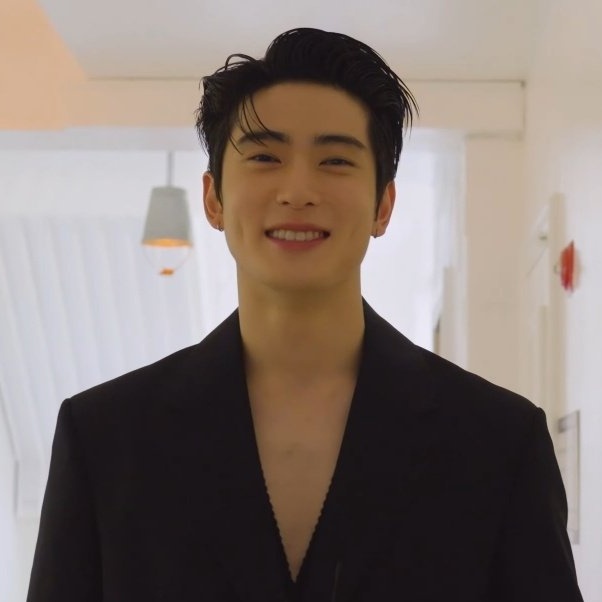 jaehyun pics tweet media