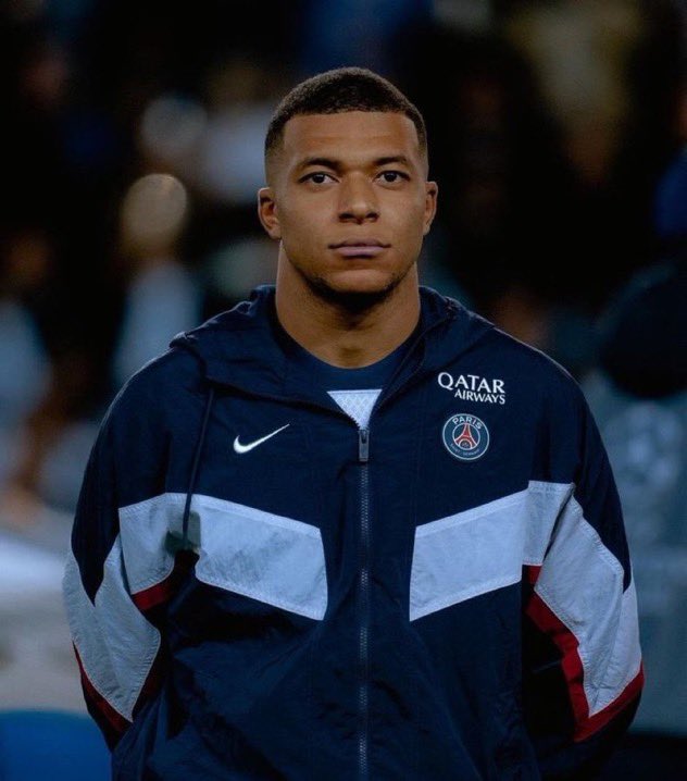 Blancaremontada's tweet photo. 🚨ÚLTIMA HORA | Kylian Mbappé podría hablar tras el partido contra el Lens. 

@bruno_salomon vía @Paristeamfr https://t.co/NVm2vN1qoG