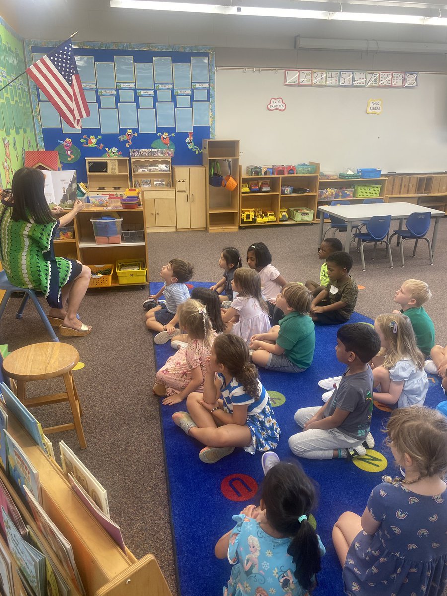 DAPreschool's tweet photo. Today was a great day @DurhamAcademy Preschool! We played, explored, made new friends, and played some more. There was so much fun and SO many smiles! #Day1 https://t.co/YHwt42cLmU