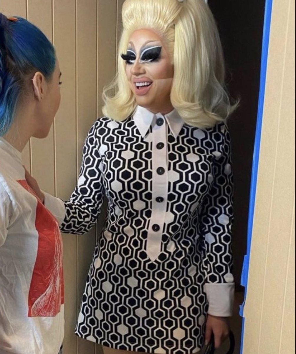 actually a special happy birthday to ☆ b&amp;w trixie ★ especially