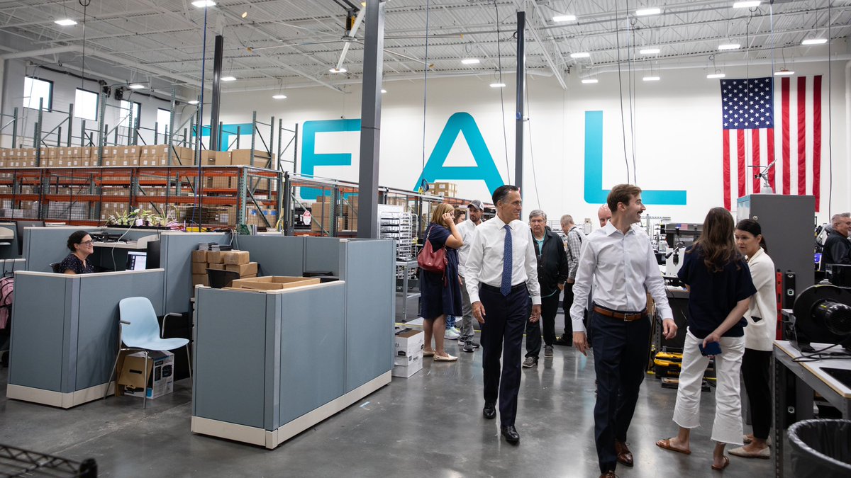 SenatorRomney's tweet photo. Utah-based companies like @TealDrones are playing key roles in our national security and industrial base. Had an engaging discussion on decreasing America’s dependence on China for our hardware supply chains while touring their facility—and even tried my hand at flying a drone. https://t.co/CoXUxUcIvZ