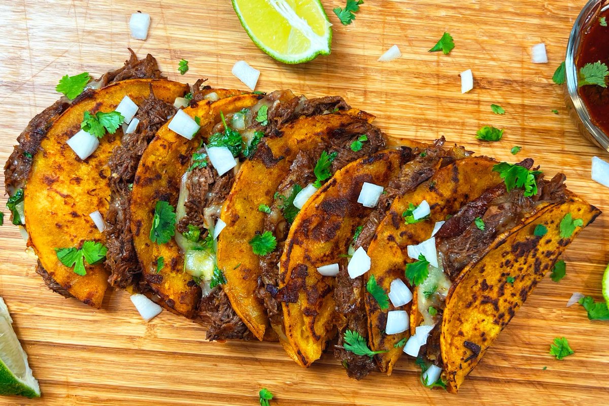 Did somebody say taco Tuesday? 🌮🌮 make these delish tacos using a chuck roll/chuck roast🤌🏼

agridimestore.com/products/grain…