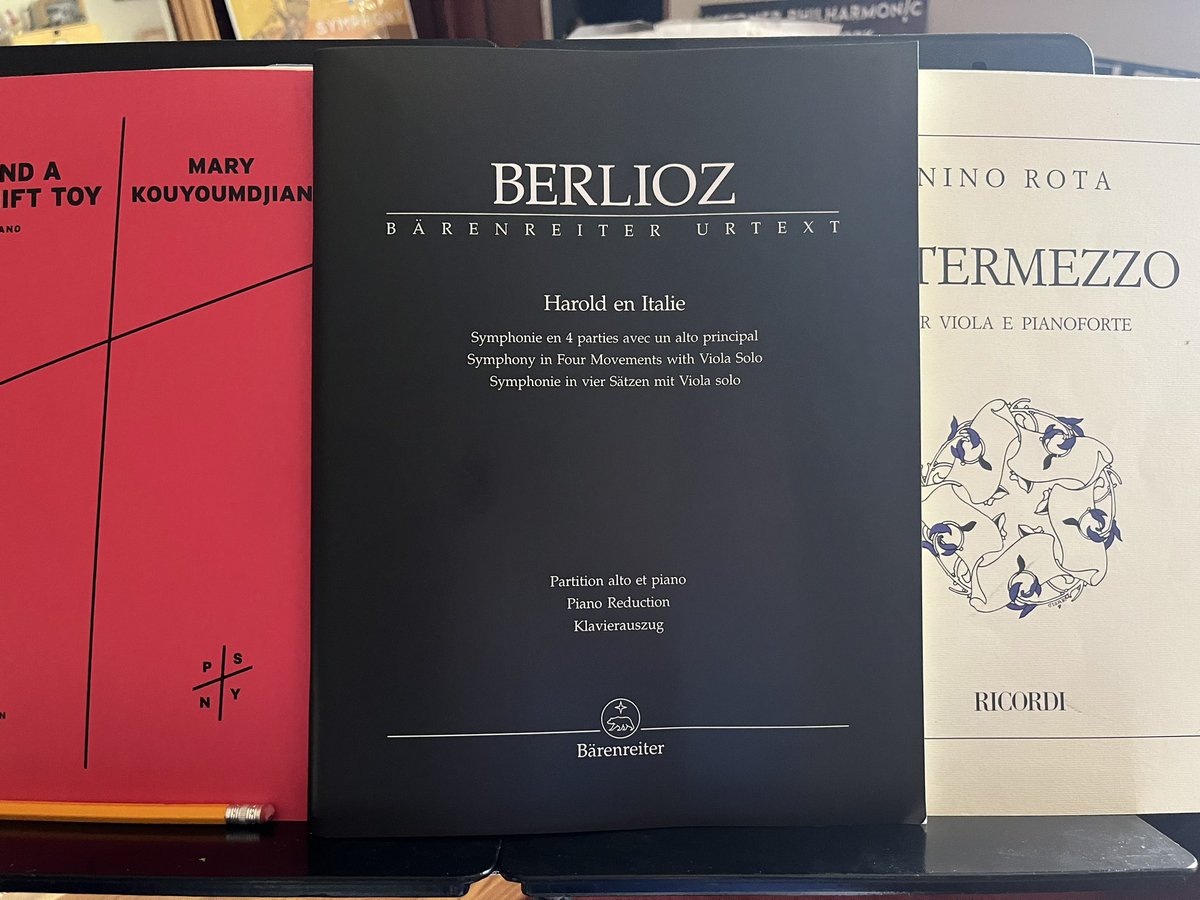 mhall_viola's tweet photo. This just arrived in the mail, and I can’t wait to perform it this fall with orchestra!!!
Hector Berlioz - Harold in Italy
Symphony in Four Movements with solo viola
#berlioz #HaroldInItaly #Bucketlist https://t.co/JLoqKS4SNs