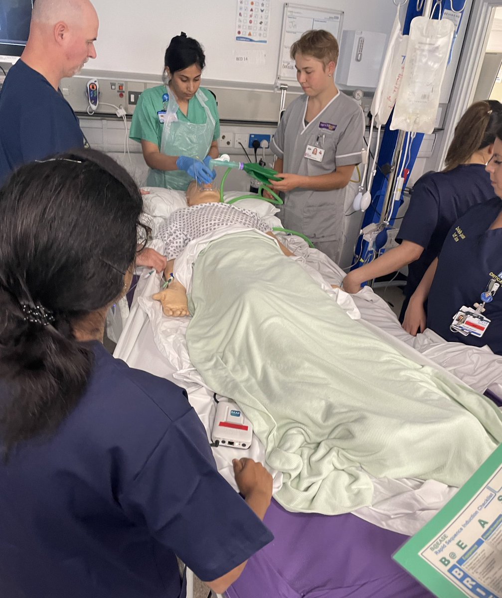 RBHCCUEducation's tweet photo. Last week the education team ran an impromptu unit simulation with nurses, doctors, medical and nursing students all involved 🩺 the scenario included emergency intubation and a major haemorrhage. 
Thanks @EmmaSmith1408 for letting us use your equipment! https://t.co/WhZhgLeqz2
