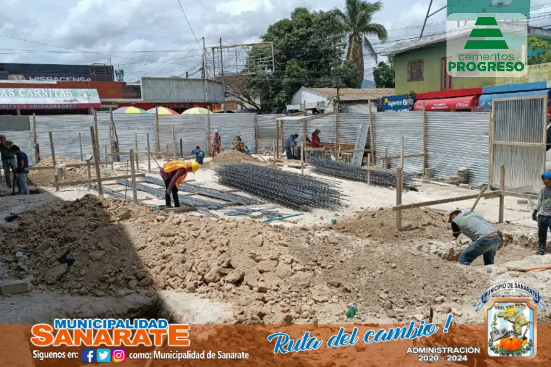 Muni_Sanarate's tweet photo. Así avanzan los trabajos de construcción de la Plaza del Sabor, con el apoyo de Cementos Progreso.

#Sanarate #RutaDelCambio https://t.co/2xTy0X4FK0