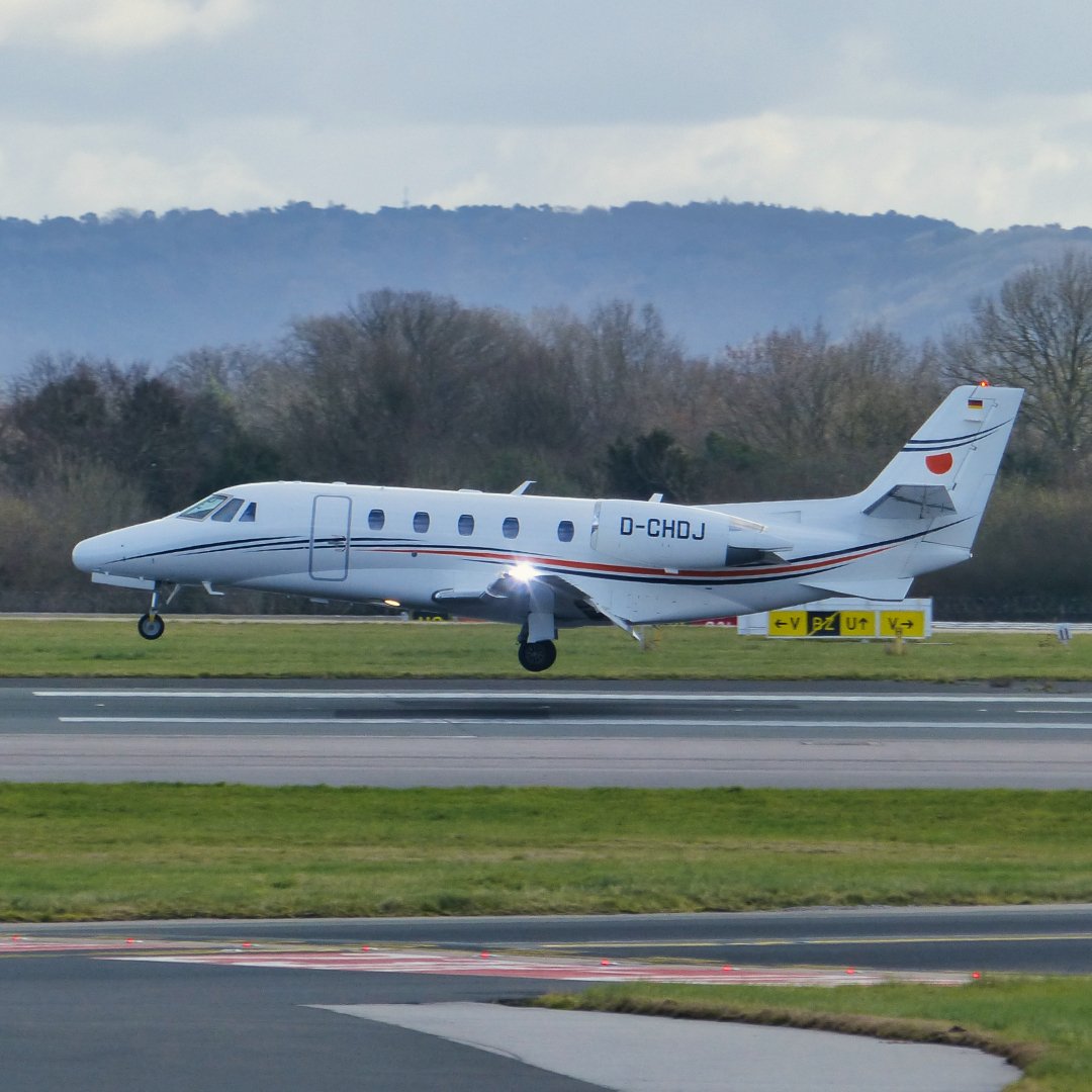 Michaelflying28's tweet photo. Silver Cloud Air Cessna 560XL Citation XLS D-CHDJ arriving at Manchester Airport from Sion Airport 26.2.23.
#cessnacitation #citationjet #citationjets #citation560 #citationc560 #cessnacitation560 #citation560xl #c560 #c560xl #cessna560 #cessnac560 #cessna560xl https://t.co/F34zWbXsvE