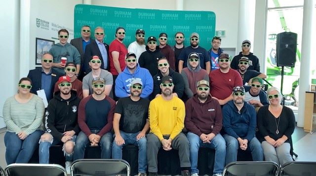 luv2run27's tweet photo. Another fabulous day celebrating more DC apprentices.
Congratulations to the newest Electrical Apprentices!
#yourfutureisbright #dcproud #skilledtrades #dcalumni @durhamcollege https://t.co/avTJ7aMqg2