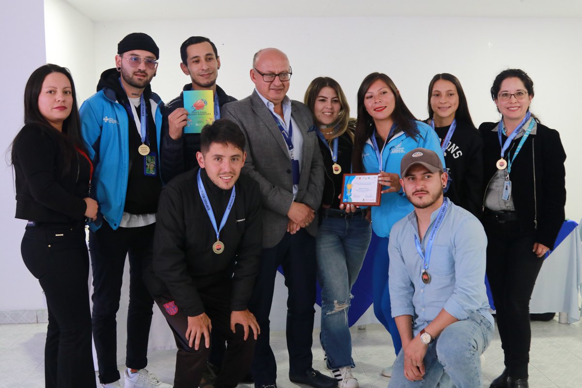 SubRedSur's tweet photo. Hoy realizamos la ceremonia de premiación de las #OlimpiadasSubredSur 🏆 2⃣0⃣2⃣3⃣. Aquí se exalta a los deportistas que participaron y lograron destacarse en cada una de las disciplinas. ⚽️🏀🤸‍♂️🏊‍♂️ ¡Felicidades! 🙌 https://t.co/omKsz26oit