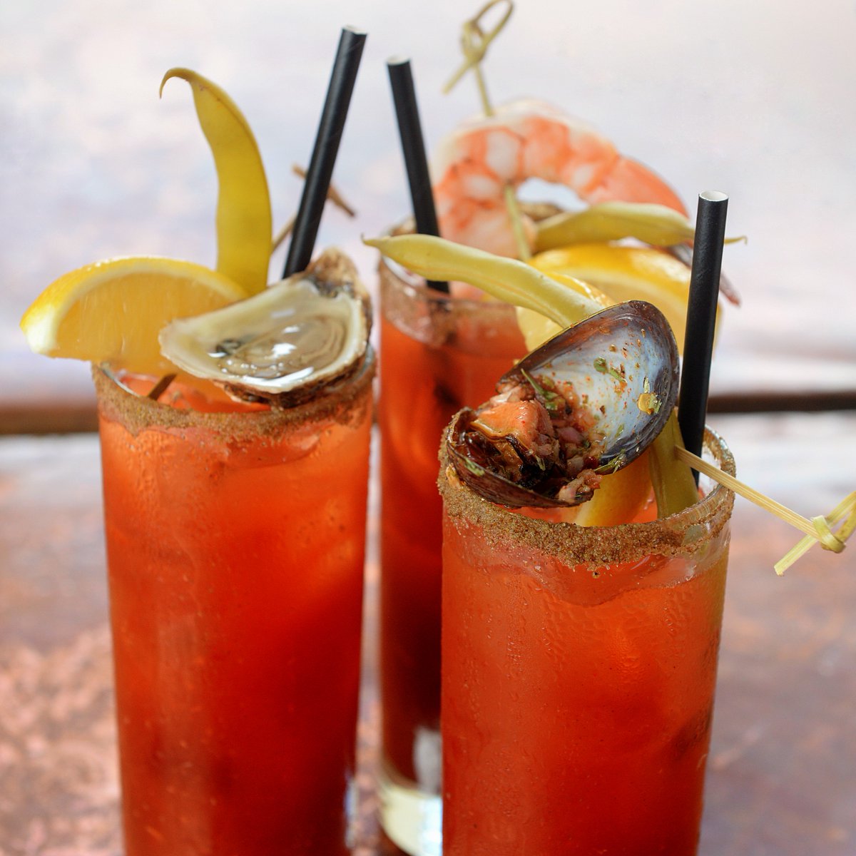 PelicanOttawa's tweet photo. Make your Caesar a SEA-sar!
Try garnishing yours with oysters, mussels or shrimp!
What other seafood would you try with a SEA-sar? https://t.co/IrsD5d6GAP
