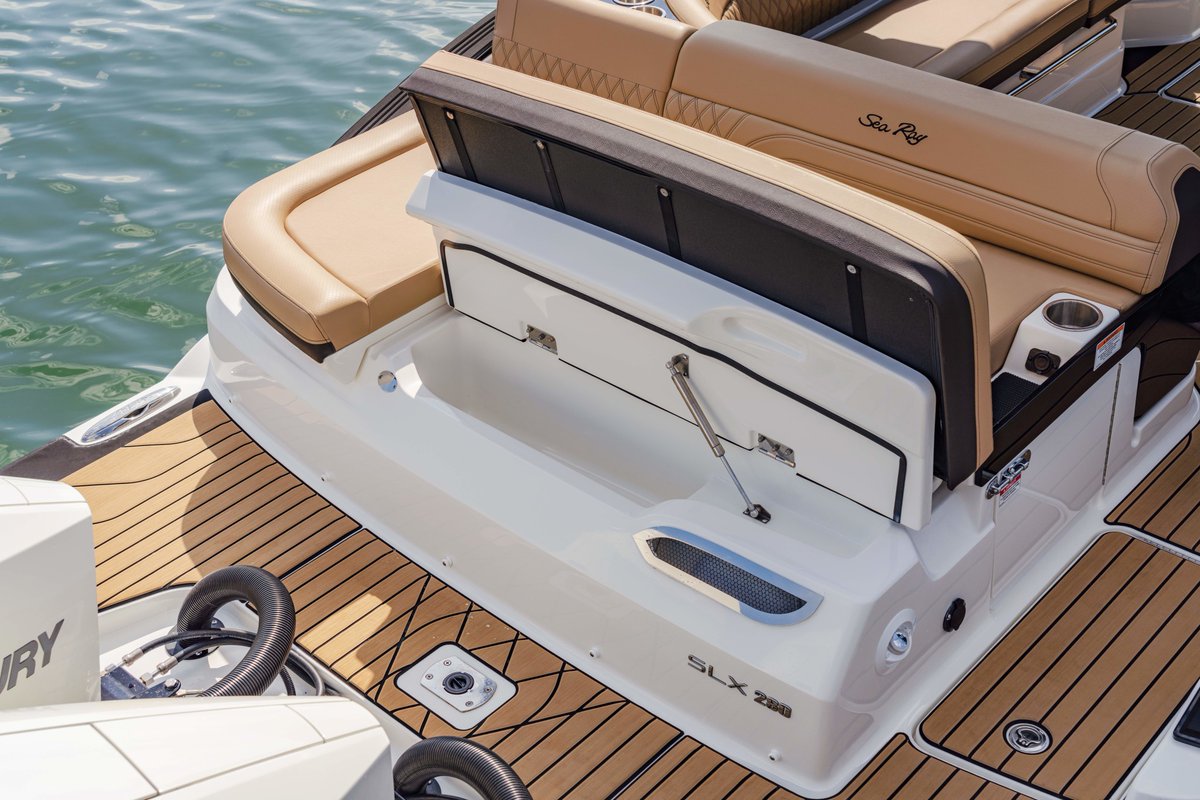 The SLX 280 Outboard features seamless storage areas, like the transom locker and cockpit floor compartment, which keep gear secure when not in use