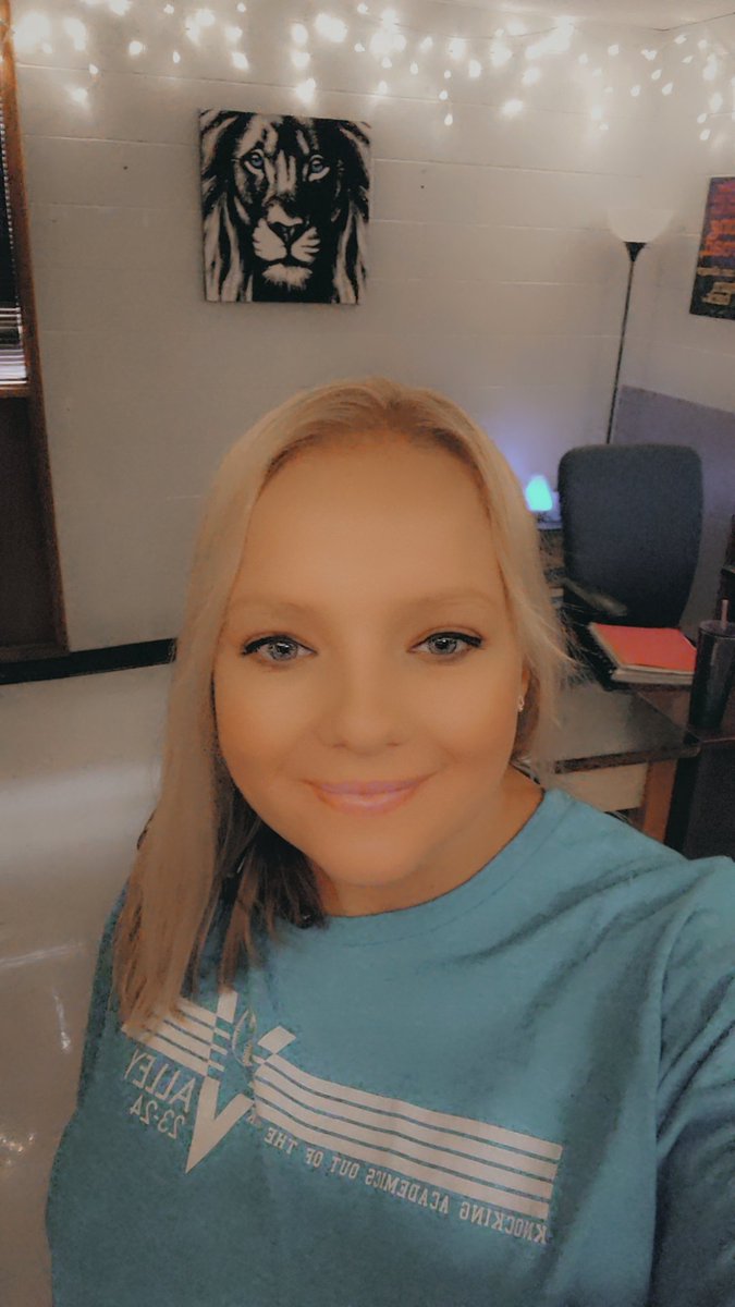 Mrs. Kidwell or Mrs. K tweet media