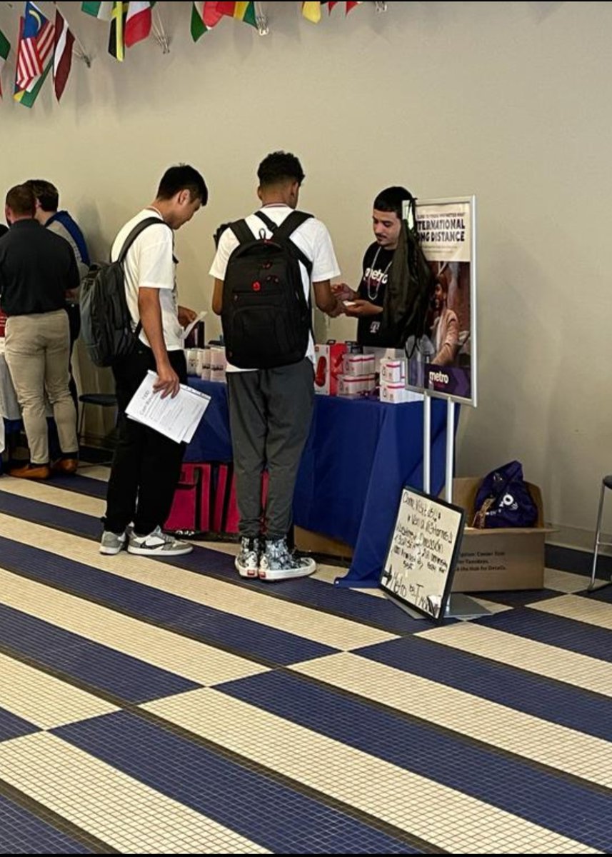 Our University Ave <a href="/MetroByTMobile/">Metro by T-Mobile</a> team is out spreading the word about that NADA YADA YADA to the International Students at Drake University in Iowa. <a href="/thayesnet/">Terry Hayes</a> <a href="/WinstonAwadzi/">Winston Awadzi</a> <a href="/GephartShaun/">Shaun Gephart</a> <a href="/ShelleyMarsh30/">Shelley Marsh</a> <a href="/JoshFowler2012/">Josh Fowler</a> #WelcomBackStudents