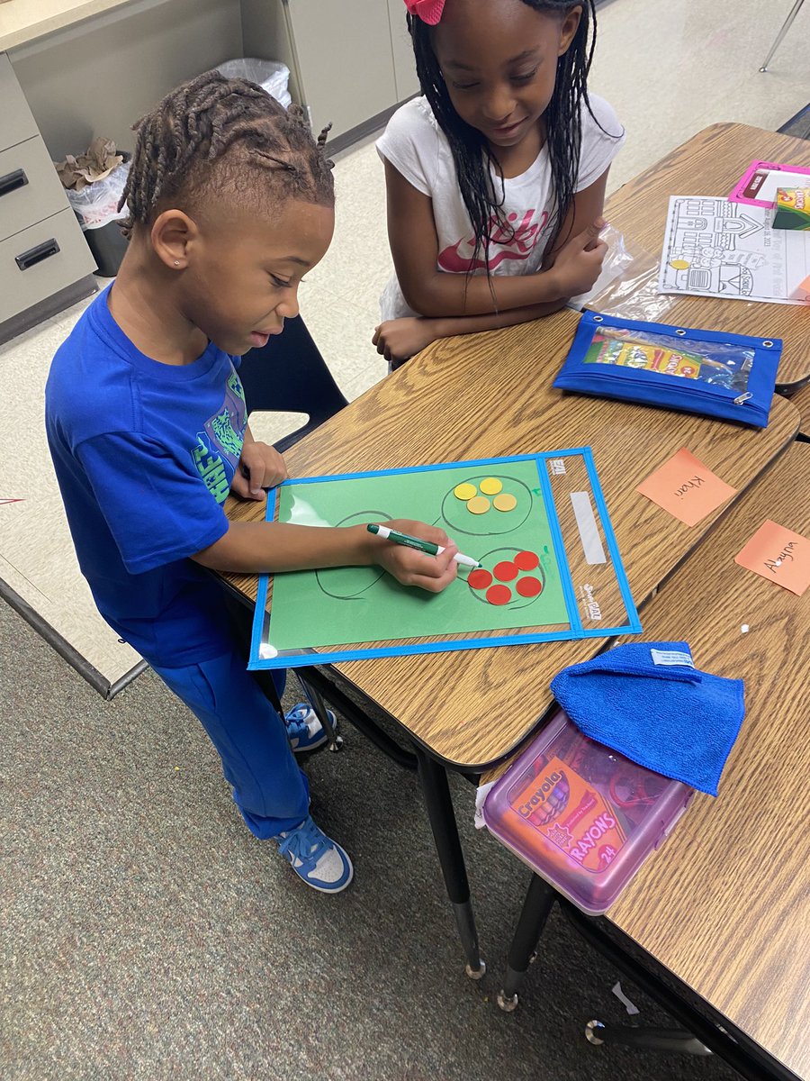 We’ve jumped right into math by exploring number bonds and playing Top It! Great mathematicians work together &amp; use “math talk”! <a href="/KISDMathSquad/">KISDMathSquad</a>