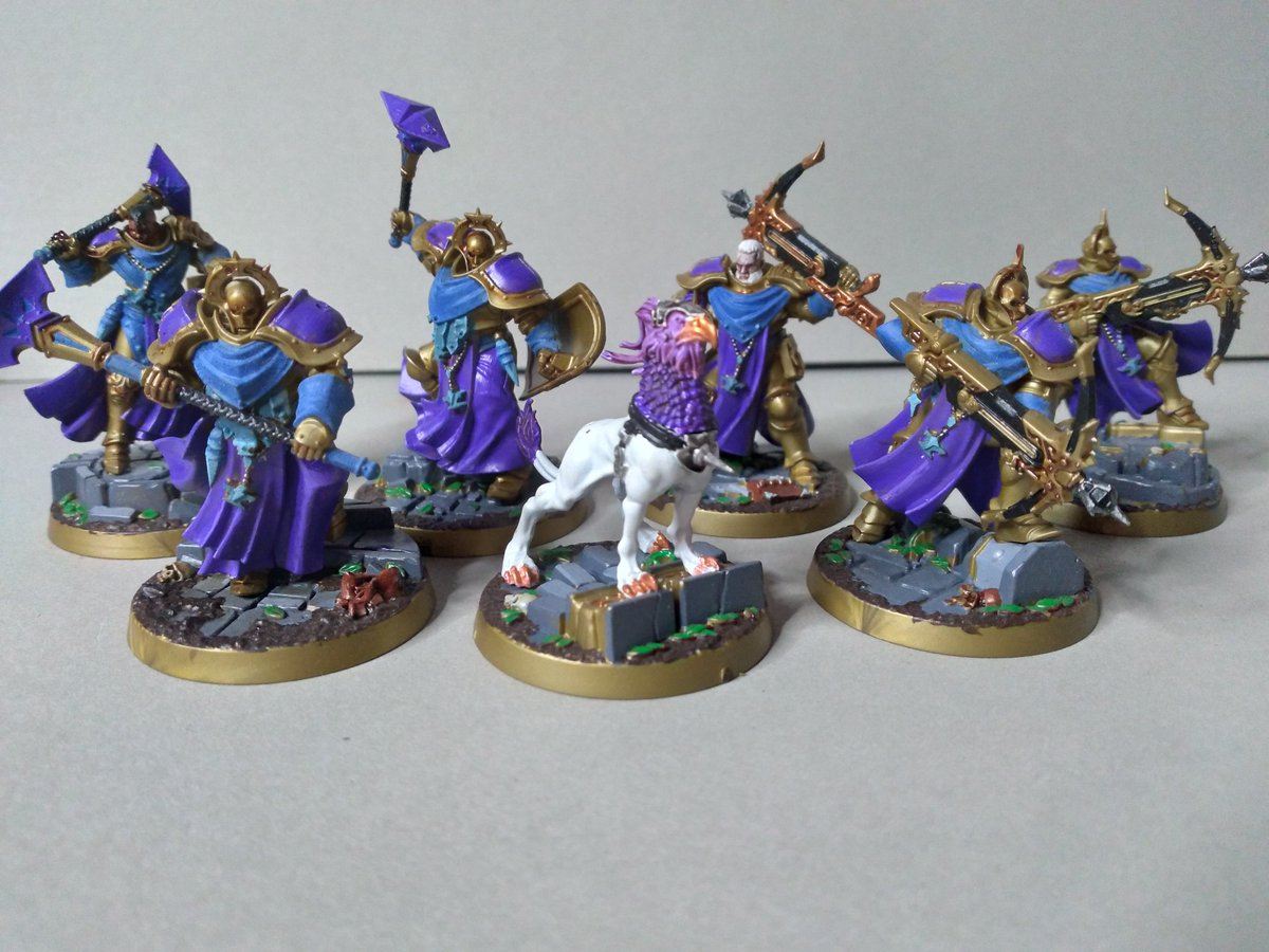 jolvus's tweet photo. Some miniatures I've worked on these photos are way nicer than the old ones https://t.co/7yqipc7Dyd