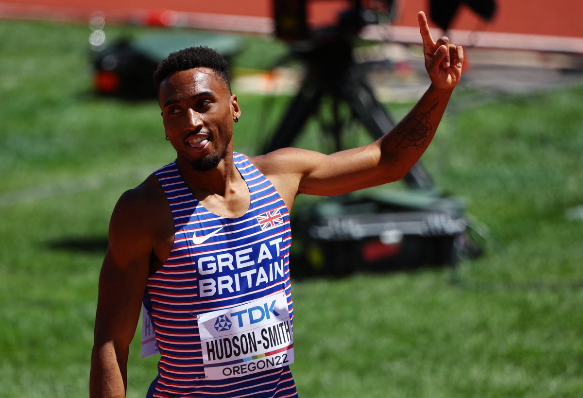 44.26s!!🤯
National Record☑️
European Record☑️

Matthew Hudson-Smith 🇬🇧 breaks the European men's 400m record set since 1987 to win the second semi of the event in Budapest. Kirani James 🇬🇩 was 2nd in 44.58s while Havard Ingvaldsen 🇳🇴 3rd in 44.70s.

#Budapest2023