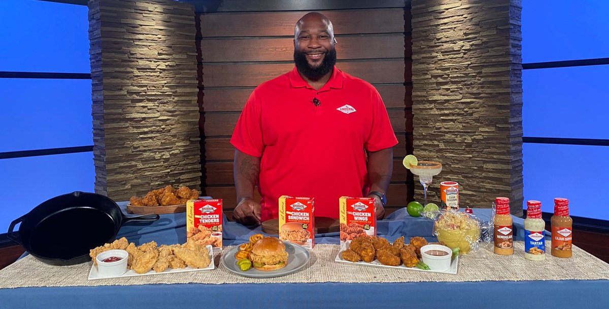 DailyLounge's tweet photo. Join former-NFL legend &amp; ESPN NFL analyst, @mspears96 and @lafishfry for an epic tailgating experience! Here are some tailgating tips straight from the game day pro: https://t.co/27rhhyTQxo https://t.co/qWCRQpFbeo