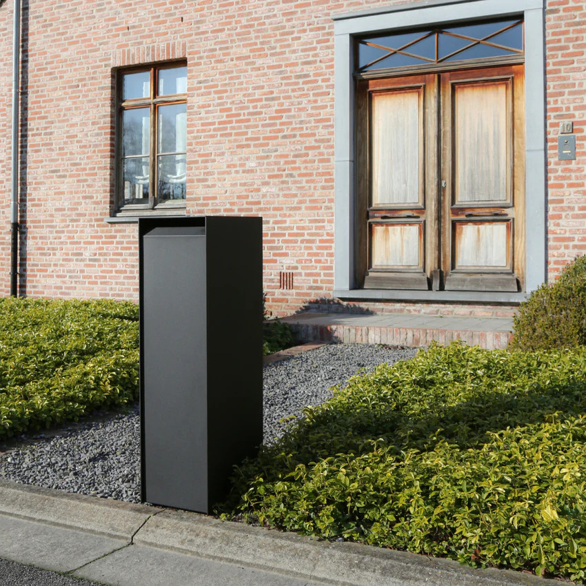 In een tijd waarin veiligheid en functionaliteit samenkomen, introduceert eSafe een reeks hoogwaardige brievenbussen die niet alleen je post beschermen, maar ook een stijlvolle toevoeging zijn aan je woning. 
interieurinspiratie.nl/veiligheid-in-…