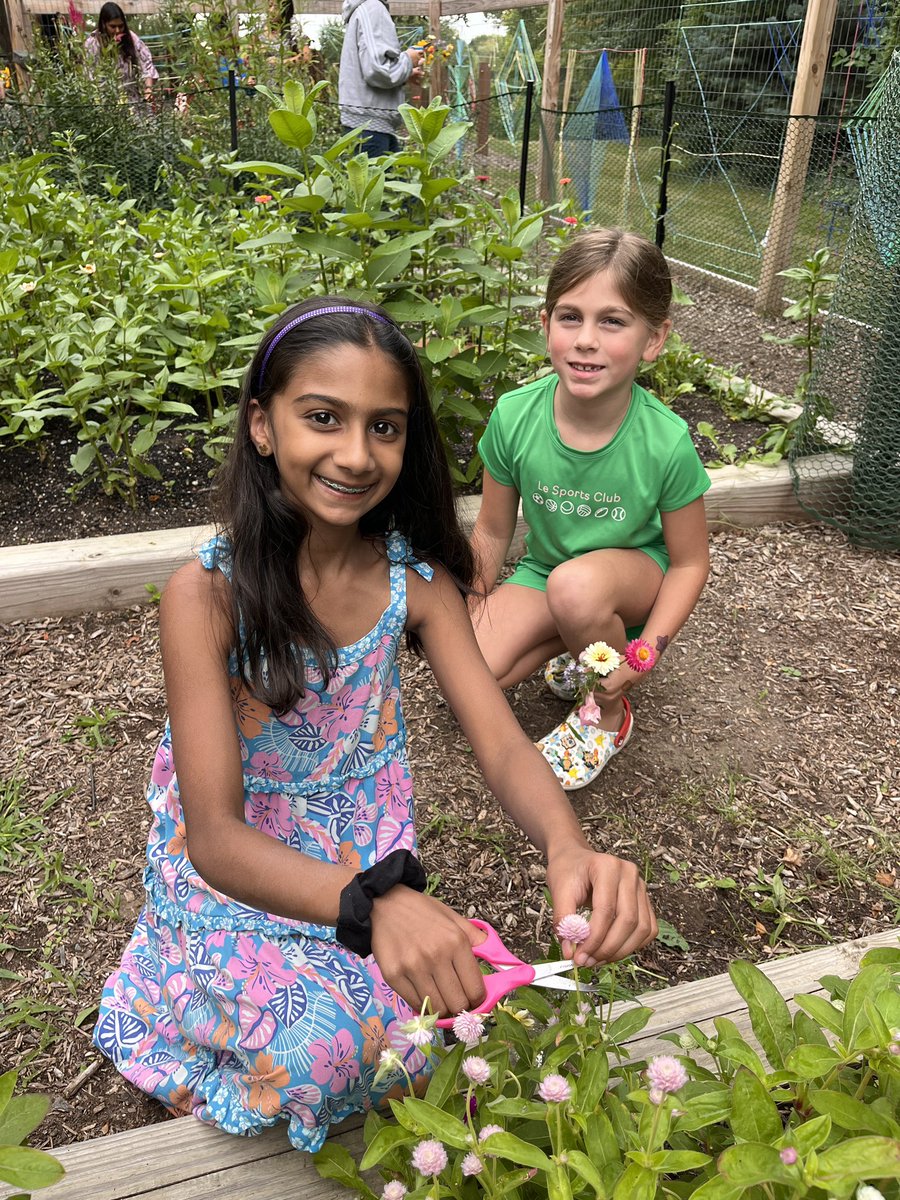 We braved the sprinkles of rain to make flower bouquets for Fox Run. We made 36 bouquets and cards to pass out to the residents. <a href="/NoviWoods/">Novi Woods Elem.</a> <a href="/NCSD/">Novi Community School District</a>