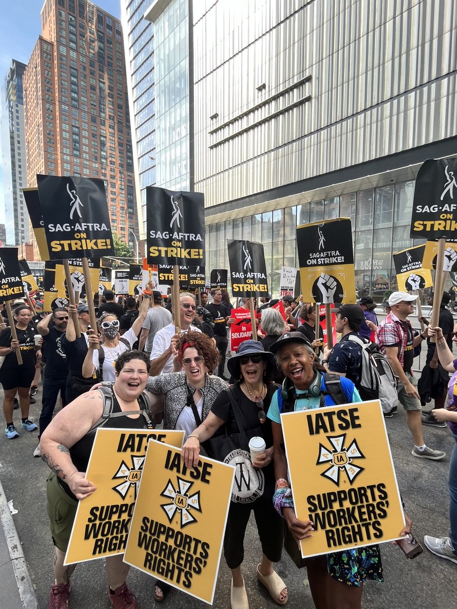 IATSE's tweet photo. IATSE kin stand unequivocally with @sagaftra, @WGAWest and @WGAEast members on this National Day of Solidarity!! ✊🪧 https://t.co/pyik94XBSm