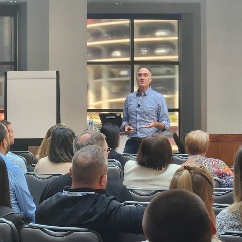 WorldatWork's tweet image. Professor of Data and Analytics, Northwestern University Kellogg School of Management, had a fantastic session at @WorldatWork #SalesComp23 about leveraging predictive analytics and AI for sales success!