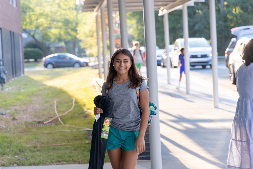 DurhamAcademy's tweet photo. It has been a busy two days with open houses and new classrooms. This morning students jumped at the opportunity to head to their classrooms, sometimes literally jumping on the way there.
#DurhamAcademy #DAFirstDay https://t.co/3yVAUypLxX