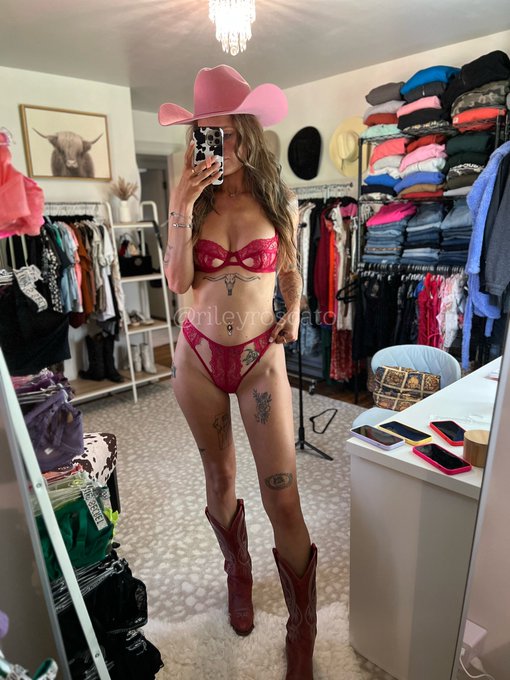 rileyroscato
