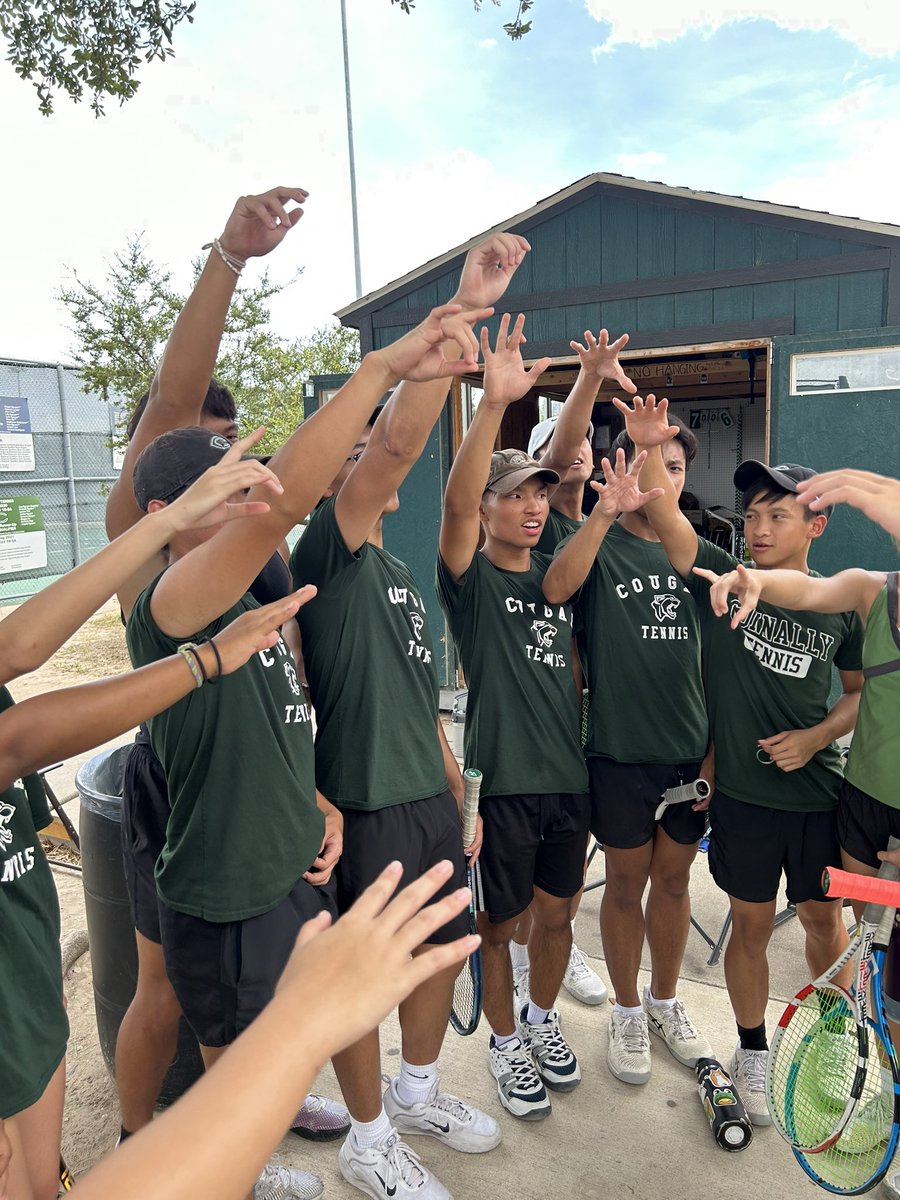 CHStennis tweet media