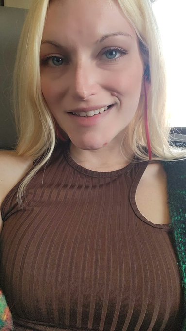 Omw to DC https://t.co/4kIBOCDcMr