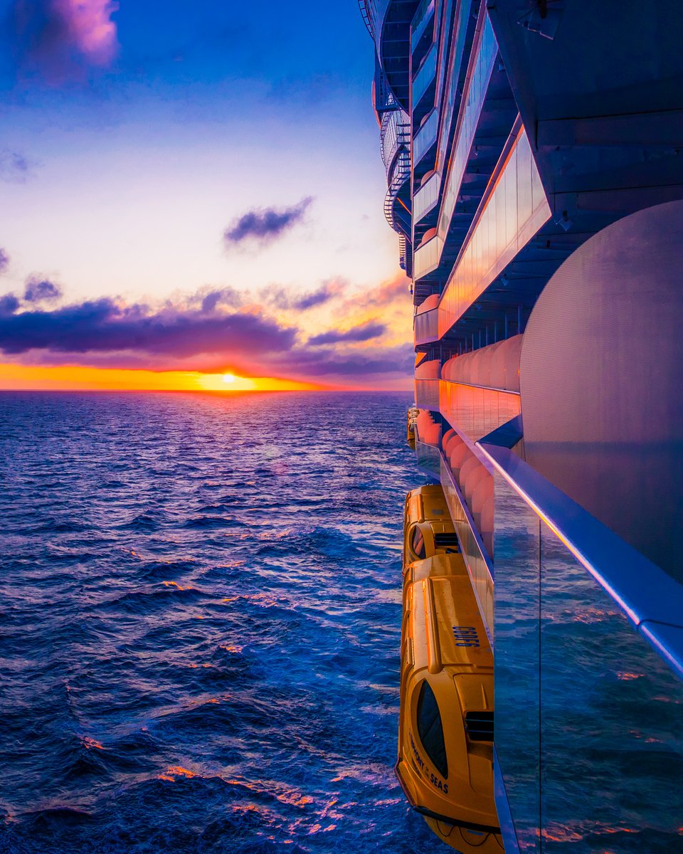 Royal Caribbean tweet media